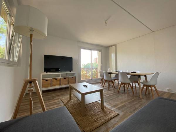 Colocation / Appartement 5 pièces de 98 m², Aix-en-Provence, Rue Raoul Follereau / Photo 2