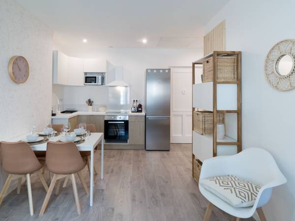Colocation / Appartement 5 pièces de 78 m², Toulon, Rue Picot / Photo 2