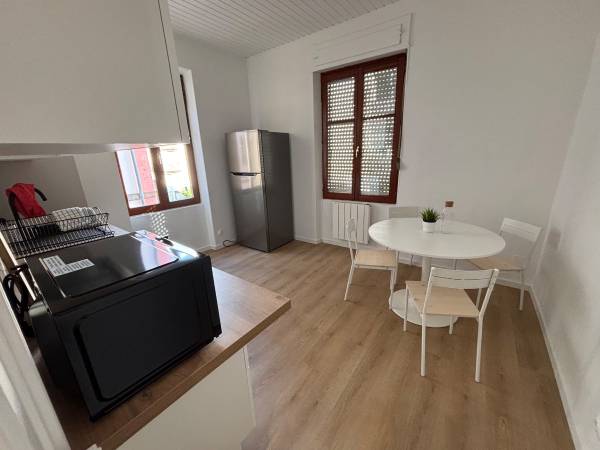 Colocation / Appartement 3 pièces de 68 m², Strasbourg, Avenue de Colmar / Photo 2