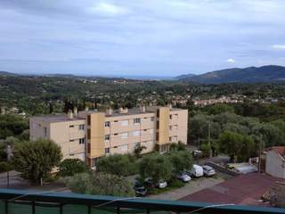 Rental / 2-bedroom flat · 42 m², Grasse, Avenue Clair Logis