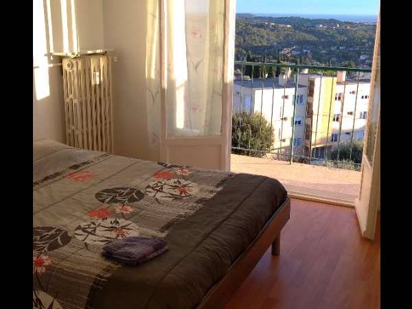Rental / 2-bedroom flat · 42 m², Grasse, Avenue Clair Logis / Photo 9
