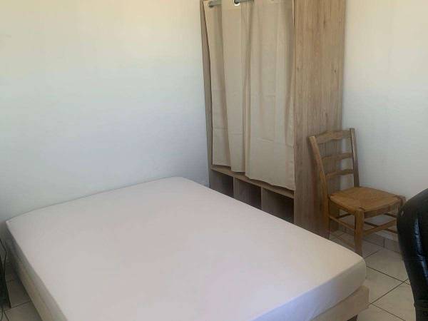 Colocation / Appartement 4 pièces de 69 m², Villeurbanne, Rue Jean Voillot / Photo 2