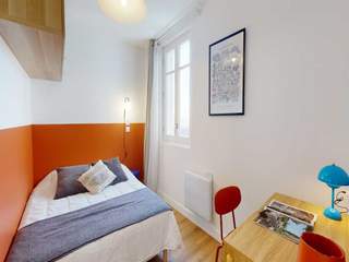 Room share / 9 rooms apartment · 140 m², Paris, Rue du Buisson Saint-Louis
