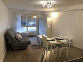 Rental / 1 room apartment · 22 m², Noisy-le-Grand, Boulevard du Mont d'Est