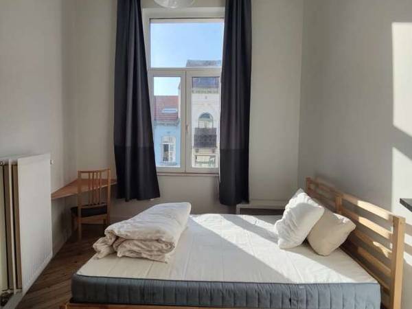 Colocation / Maison 8 pièces de 150 m², Saint-Gilles, Chaussée de Waterloo / Photo 2