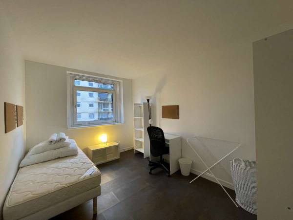 Colocation / Appartement 5 pièces de 66 m², Mont-Saint-Aignan, Parc de la Bresle / Photo 2