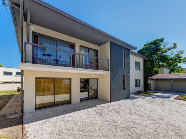 Coliving / Maison 10 pièces de 408 m², Lyon, Avenue des Acacias / Photo 2