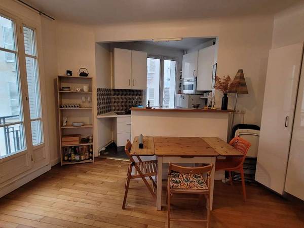 Sous-location / Appartement 1 pièce de 56 m², Paris, Rue des Boulets / Photo 2