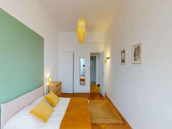 Colocation / Appartement 6 pièces de 125 m², Lyon, Quai Perrache / Photo 2