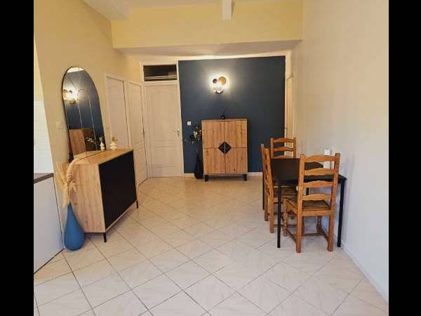 Colocation / Maison 5 pièces de 87 m², Villeurbanne, Rue de la Soie / Photo 2