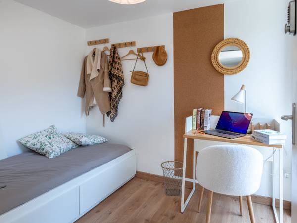 Location / Appartement 4 pièces de 47 m², Villeurbanne, Rue Victor Hugo / Photo 8