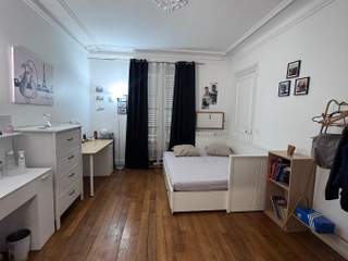 Piso compartido / 3 rooms apartment · 70 m², Neuilly-sur-Seine, Rue Théophile Gautier