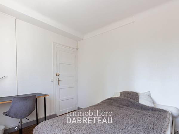 Colocation / Appartement 3 pièces de 61 m², Lyon, Rue Professeur Marcel Dargent / Photo 2