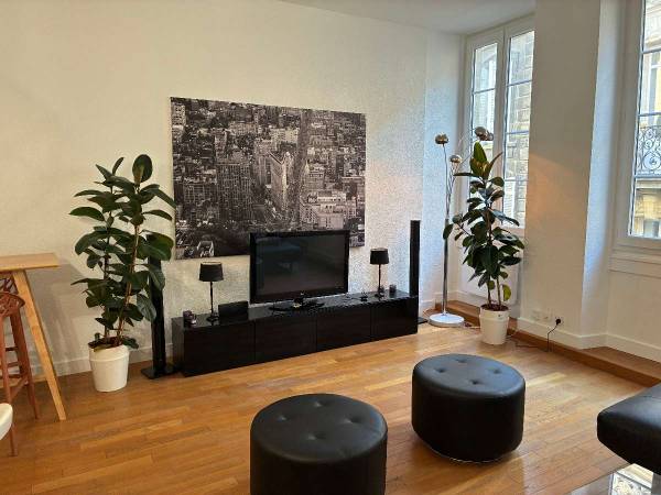 Colocation / Duplex 5 pièces de 112 m², Bordeaux, Rue du Parlement Saint Pierre / Photo 2