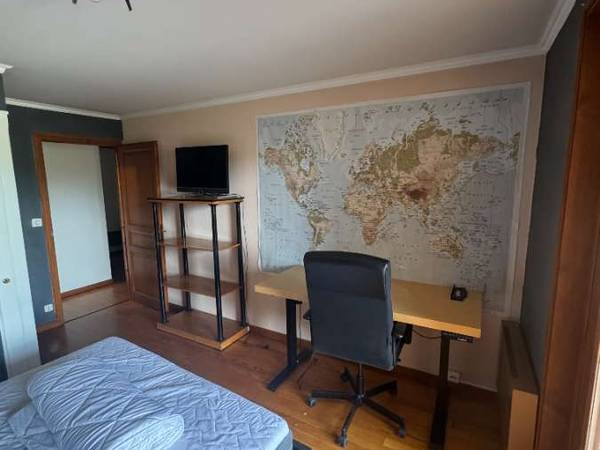 Colocation / Appartement 3 pièces de 450 m², Veigy-Foncenex, Route des Gravannes / Photo 2