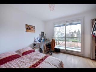 Room share / 5 rooms apartment · 84 m², Bron, Avenue du 8 Mai 1945