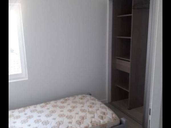 Location / Appartement 1 pièce, Périgueux / Photo 2