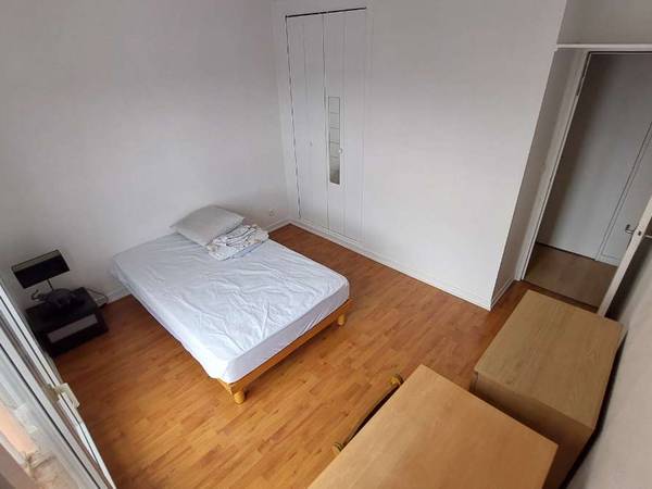 Colocation / Appartement 6 pièces de 94 m², Vitry-sur-Seine, Rue Henri de Vilmorin / Photo 2