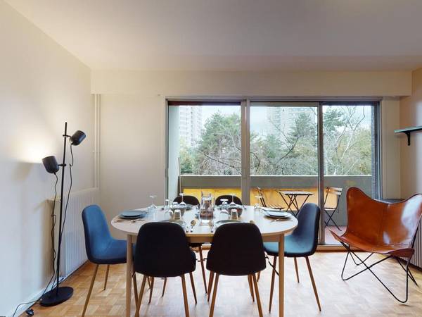 Colocation / Appartement 6 pièces de 118 m², Nanterre, 22 Rue de Zilina, / Photo 2