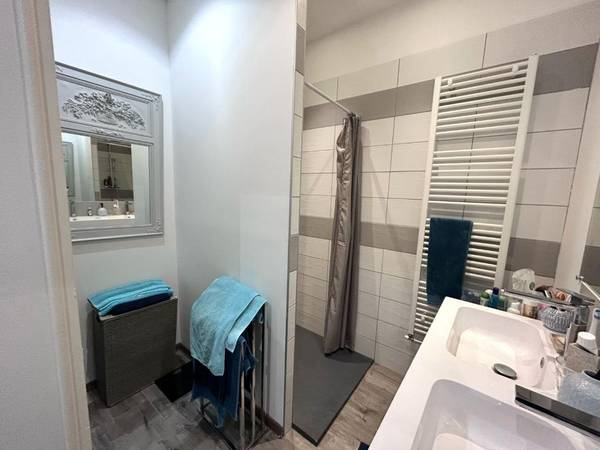 Location / Appartement de 99 m², Roanne, 79 Rue Marechal Foch / Photo 8