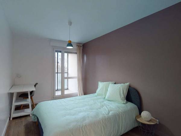 Colocation / Appartement 5 pièces de 77 m², Toulouse, Route de Seysses / Photo 4
