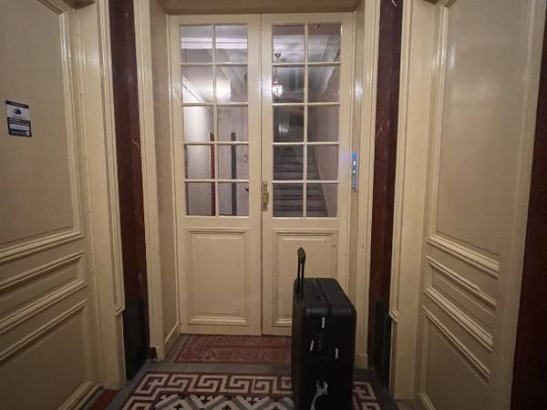 Sous-location / Appartement 4 pièces de 85 m², Paris, Rue Lemercier / Photo 2