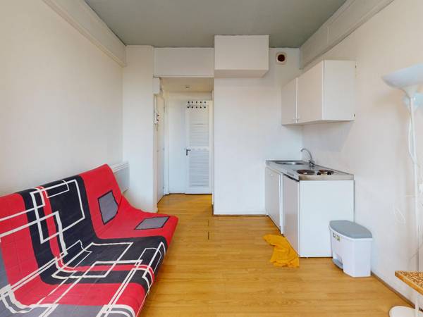 Location / Appartement 1 pièce de 16 m², Clermont-Ferrand, Avenue de l'Union Soviétique / Photo 2