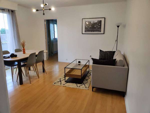 Colocation / Appartement 5 pièces de 87 m², Strasbourg, Rue du Rhône / Photo 2