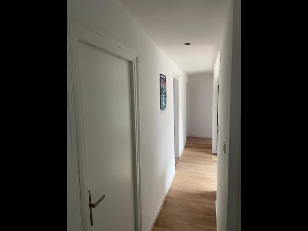 Colocation / Appartement 4 pièces de 94 m², Strasbourg, Route du Polygone / Photo 14