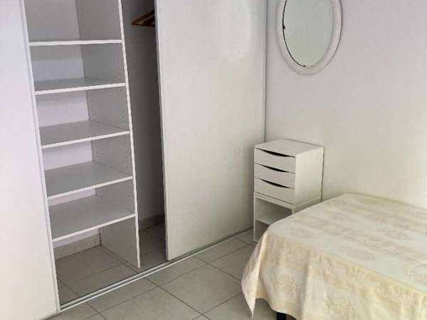 Chambre chez l'habitant / Appartement 1 pièce de 13 m², Montpellier, Avenue de Castelnau / Photo 2
