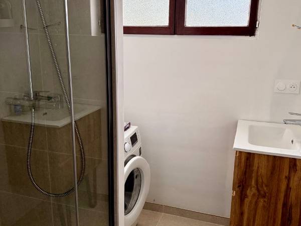 Colocation / Maison 4 pièces de 90 m², Vaulx-en-Velin, Rue Maxime Teyssier / Photo 8