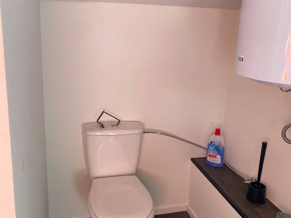 Colocation / Maison 6 pièces de 105 m², Charleroi, Rue de l'Espérance / Photo 4