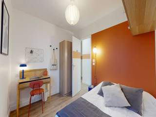 Apartament la comun / 9 rooms apartment · 140 m², Paris, Rue du Buisson Saint-Louis