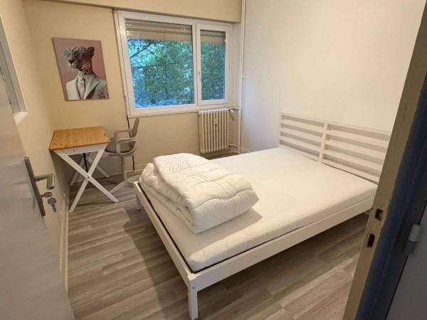 Colocation / Appartement 4 pièces de 67 m², Angers, Boulevard Joseph Bédier / Photo 2