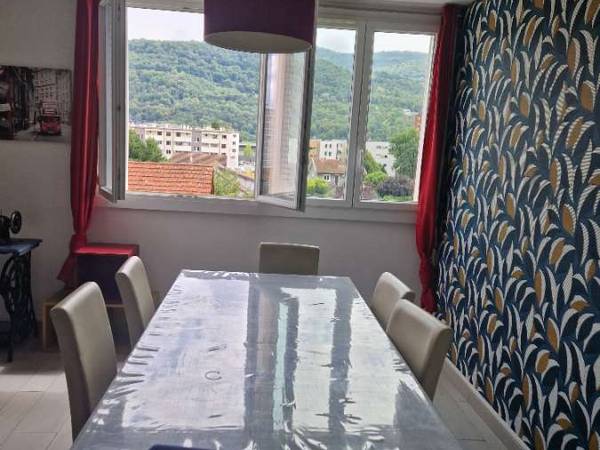 Colocation / Appartement 4 pièces de 83 m², Saint-Martin-d'Hères, Rue Pierre Courtade / Photo 14