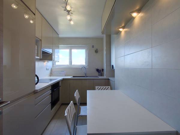 Colocation / Appartement 4 pièces de 72 m², Paris, Avenue de la Porte des Lilas / Photo 5