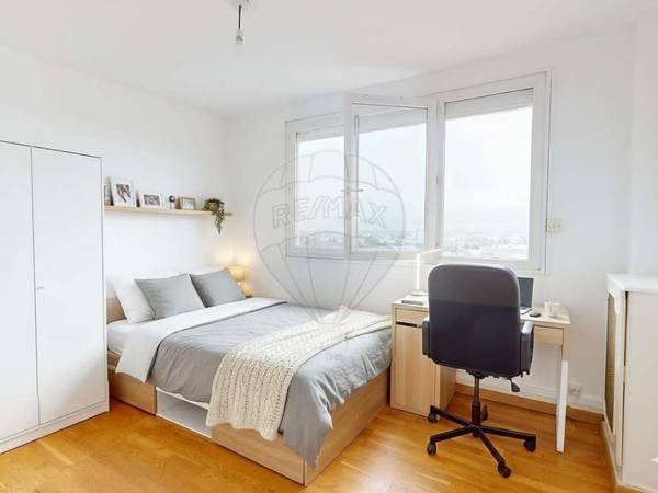 Colocation / Appartement 5 pièces de 85 m², Orléans, Rue Clément V / Photo 2