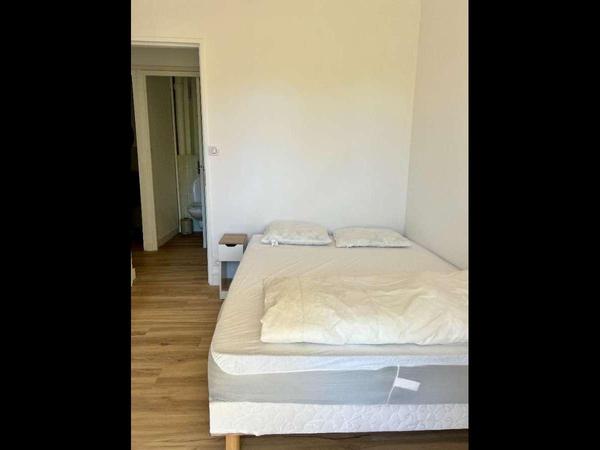 Colocation / Appartement 5 pièces de 80 m², Aix-en-Provence, Rue des Alpilles / Photo 17