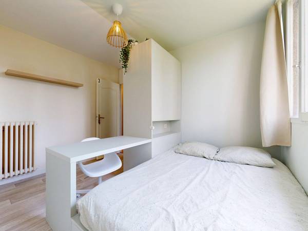 Colocation / Appartement 5 pièces de 81 m², Lyon, Rue Philippe Fabia / Photo 2