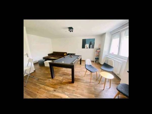 Colocation / Maison 6 pièces de 150 m², Angoulins, Rue Félix Faure / Photo 2