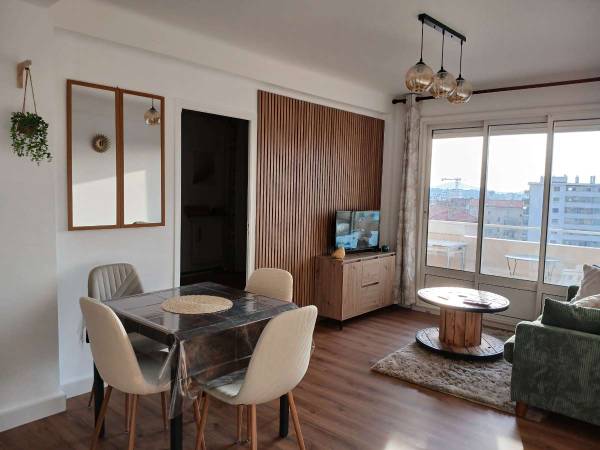 Chambre chez l'habitant / Appartement 4 pièces de 61 m², Toulon, Boulevard Docteur Charles Barnier / Photo 2