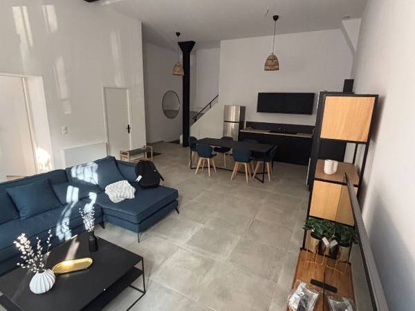 Colocation / Loft/atelier 6 pièces de 129 m², Roubaix, Rue Victor Hugo / Photo 2