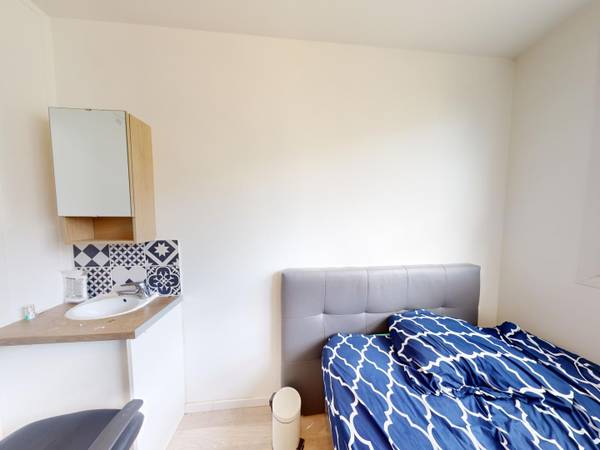 Colocation / Appartement 5 pièces de 75 m², Hérouville-Saint-Clair, Boulevard de la Grande Delle / Photo 2