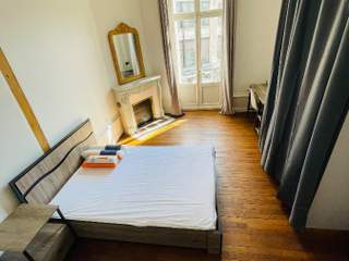 Flatsharing / 10-bedroom flat · 197 m², Bourges, Place Planchat