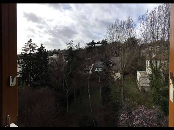 Colocation / Appartement 4 pièces de 67 m², Le Plessis-Robinson, Rue d'Aulnay / Photo 2