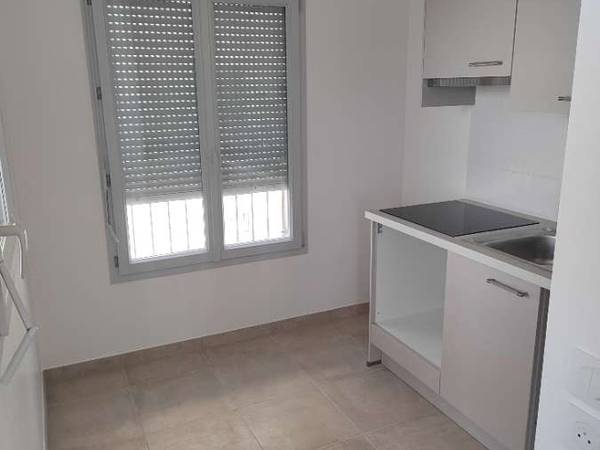 Colocation / Appartement 3 pièces de 68 m², Grigny, Rue de la Liberte / Photo 8
