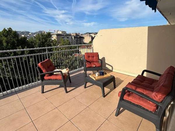 Sous-location / Appartement 3 pièces de 70 m², Marseille, Rue Saint Pierre / Photo 5