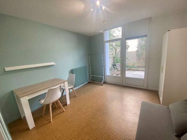 Location / Appartement 1 pièce de 19 m², Reims, Rue Gambetta / Photo 4