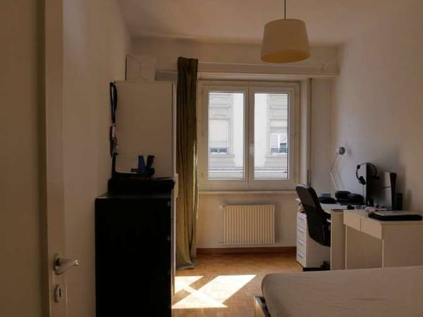 Sous-location / Appartement 4 pièces de 111 m², Lausanne, Rue du Maupas / Photo 3