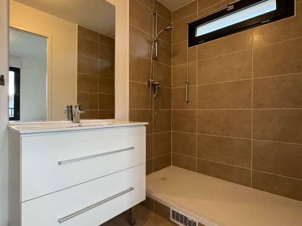Colocation / Maison 4 pièces de 100 m², Puiseux-Pontoise, Rue Adélaïde de Girardin / Photo 11